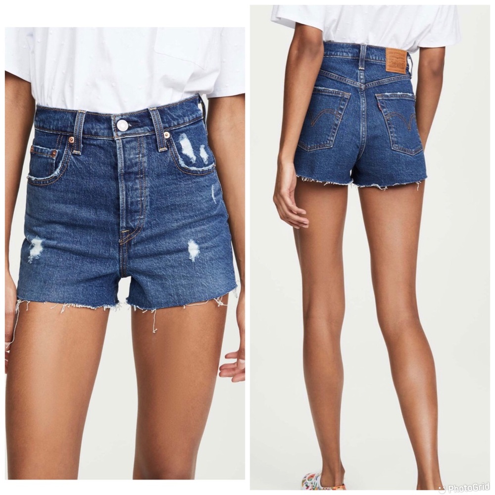 Levi’s NWOT Premium Ribcage Shorts